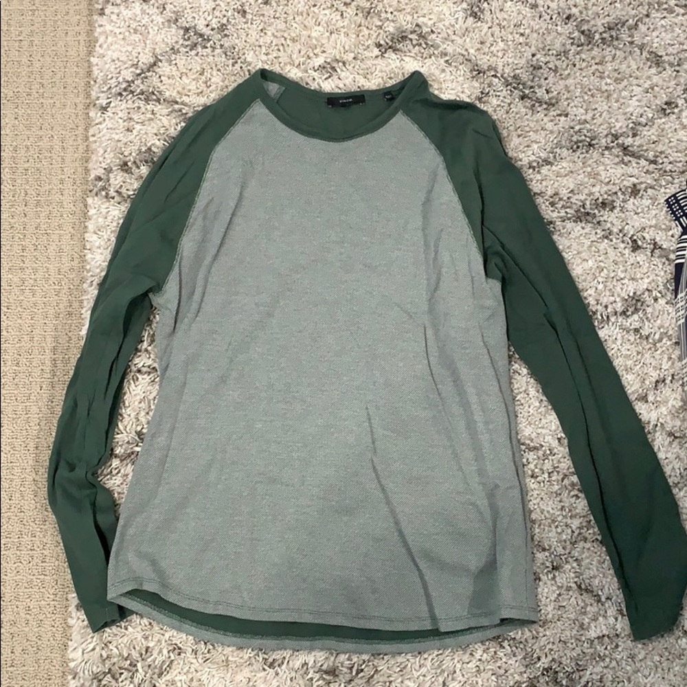 Casual long sleeve shirt